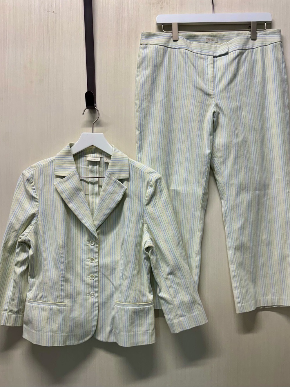 Halogen Matching Pastel Striped Blazer & Cropped Pants Set Size Large
